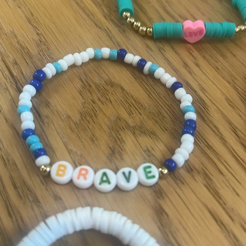 Fun set‎ of 5 blue-toned friendship bracelets